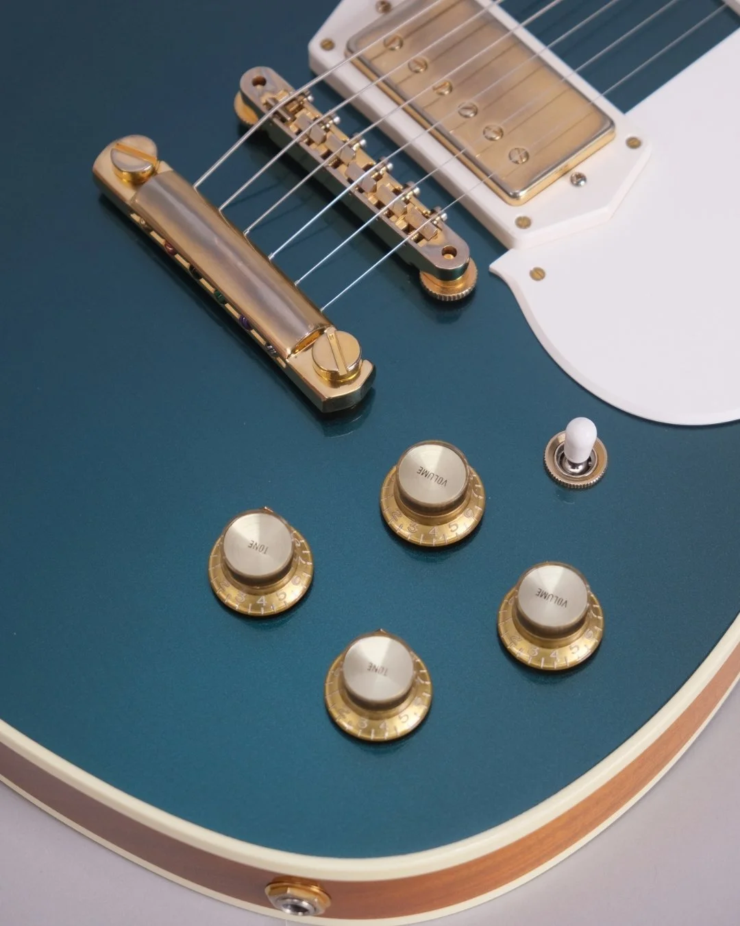 Colours — Frank Brothers Guitar Company - Boutique guitars